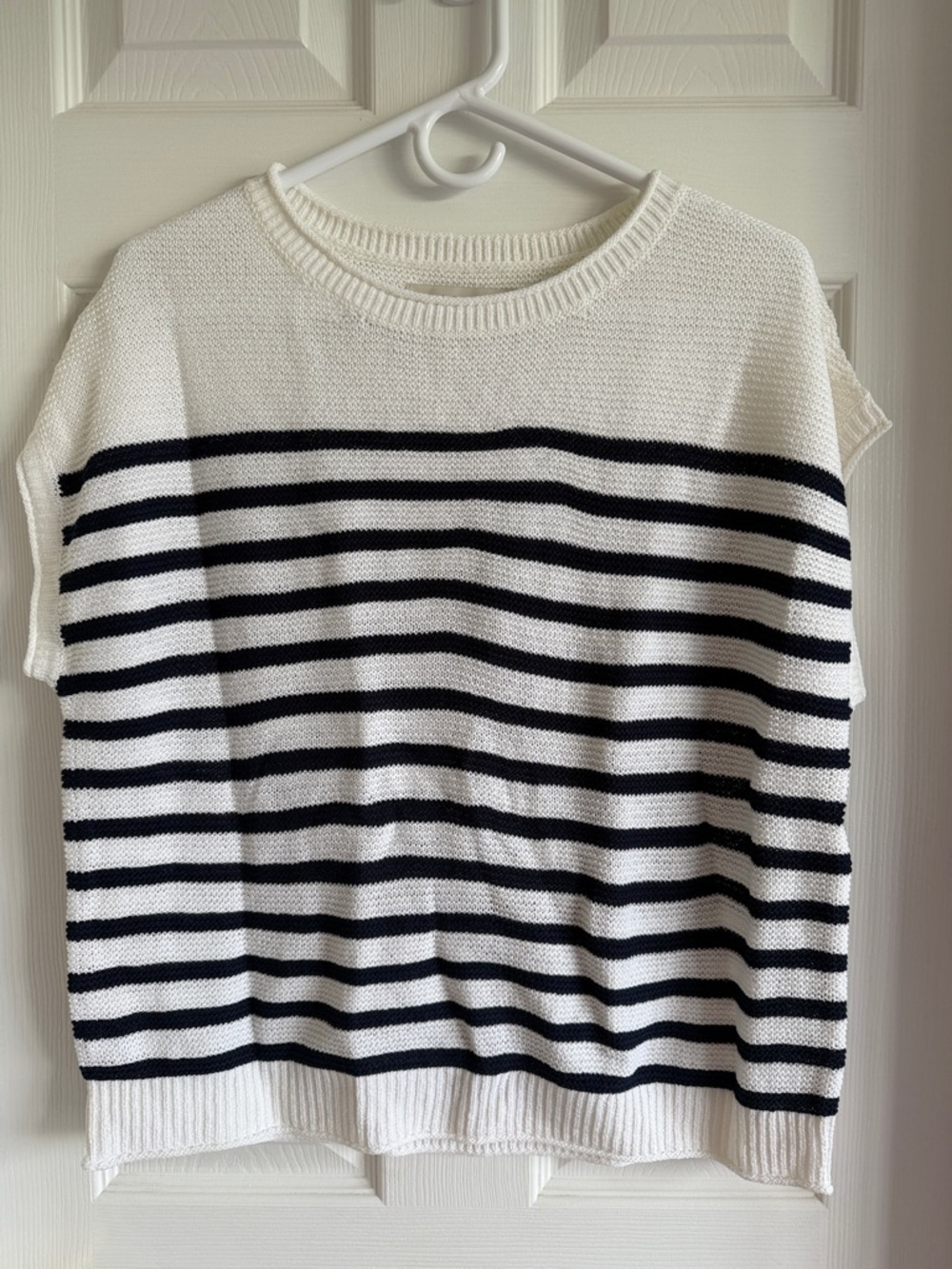NWT LOFT White and Navy Striped Crewneck Sweater